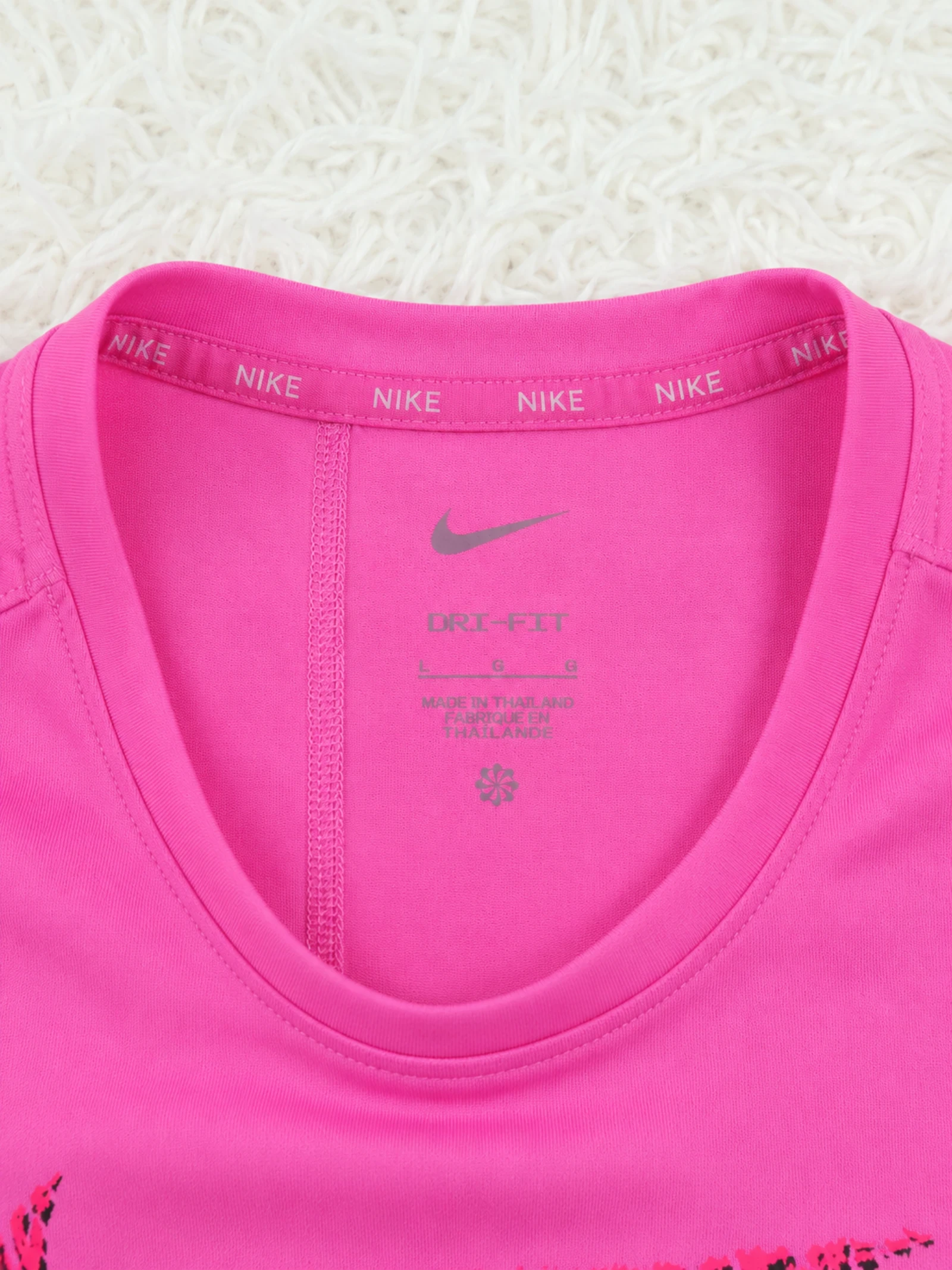T-shirt Nike Dri-FIT rosa fúcsia tamanho M 12 anos 👒 – photo 3
